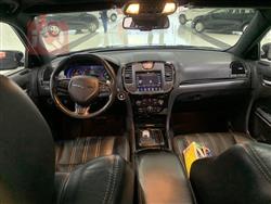 کرایسلەر 300